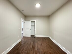 196 N Park St, Unit 2 in East Orange, NJ - Building Photo - Building Photo