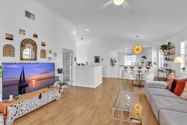 14817 Balgowan Rd, Unit 201 in Miami Lakes, FL - Building Photo - Building Photo