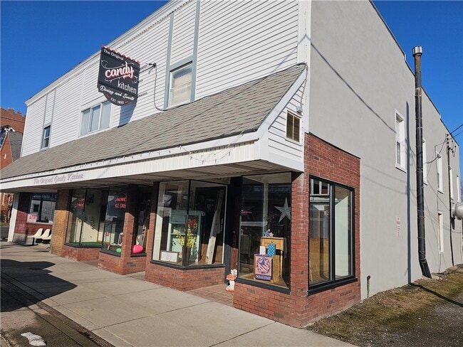 4069 Ridge Rd