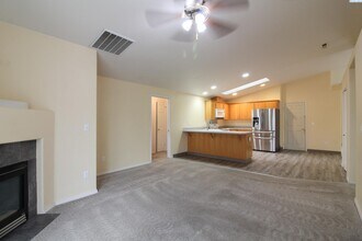 8215 Camano Dr in Pasco, WA - Building Photo - Building Photo