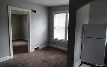 28 Moross St-Unit -3 in Mount Clemens, MI - Building Photo - Building Photo