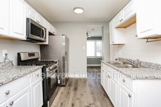 9132 S Saginaw Ave in Chicago, IL - Building Photo - Building Photo