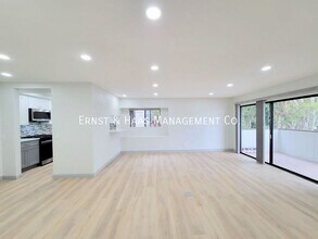 1758 E 2nd St in Long Beach, CA - Building Photo - Building Photo