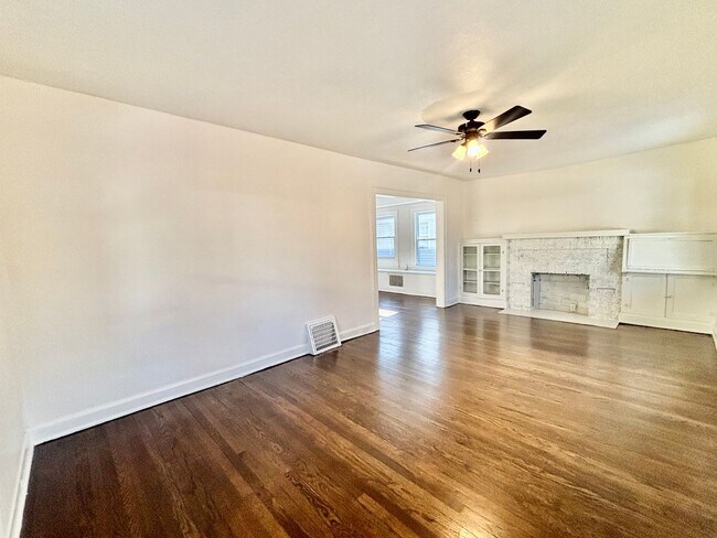 5605 Virginia Ave in Kansas City, MO - Building Photo - Building Photo