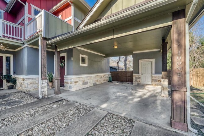 1009 Taulbee Ln in Austin, TX - Building Photo - Building Photo