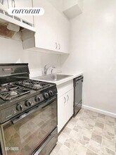 155 E 34th St in New York, NY - Building Photo - Building Photo