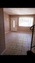 5415 Kermit Ln in Stockton, CA - Building Photo - Interior Photo