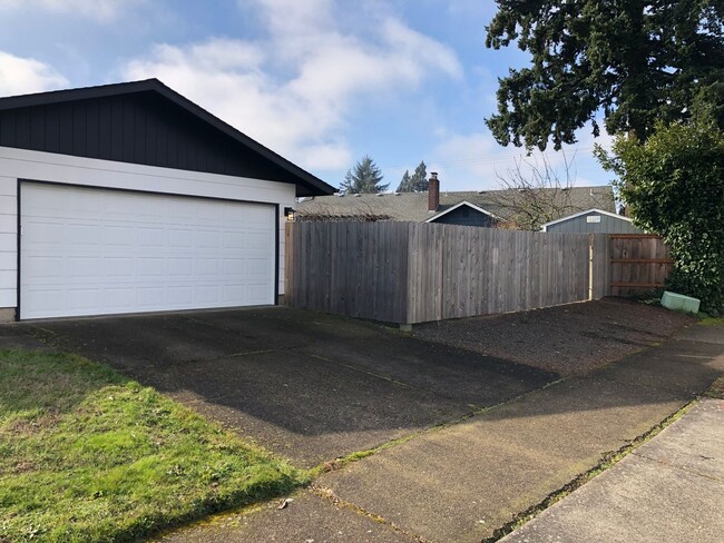 531 U St in Springfield, OR - Building Photo - Building Photo