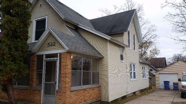 property at 522 Quimby St NE