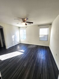 9132 Domina Royal St in Las Vegas, NV - Building Photo - Building Photo