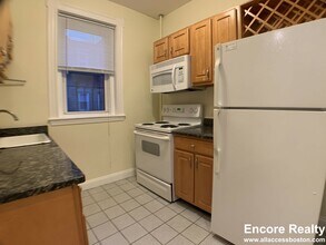 120 Peterborough St in Boston, MA - Building Photo - Building Photo