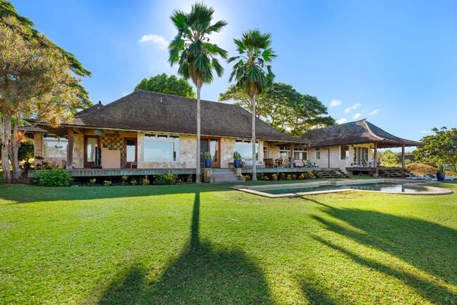 property at 160 Piialii Pl