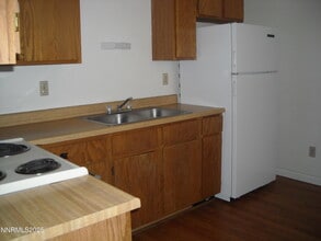 62 N Laverne St in Fallon, NV - Building Photo - Building Photo