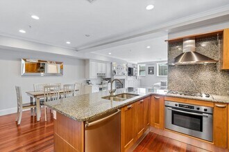 440 Commercial St in Boston, MA - Building Photo - Building Photo