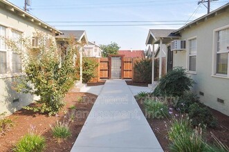 242 N Glenn Ave in Fresno, CA - Building Photo - Building Photo