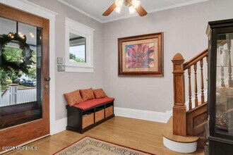 137 E Bergen Pl in Red Bank, NJ - Building Photo - Building Photo