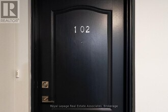 1460 Main St E in Milton, ON - Building Photo - Building Photo