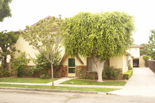 9529 Elizabeth Ave Apartments