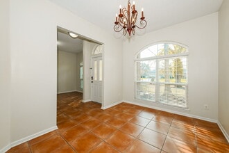 272 Village Green Ave in Jacksonville, FL - Foto de edificio - Building Photo