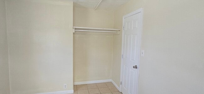 3049 2nd St in Ft. Myers, FL - Foto de edificio - Building Photo