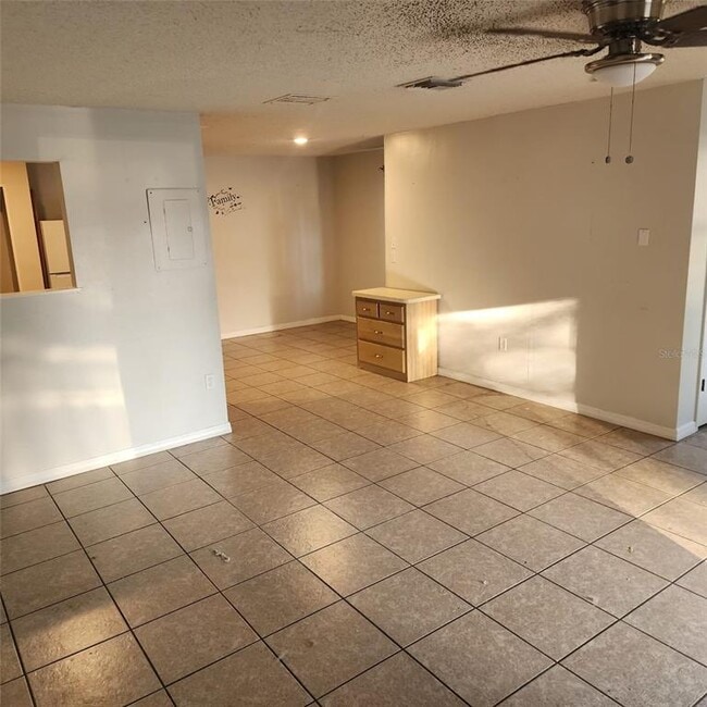 305 NW 11th Ave in Okeechobee, FL - Building Photo - Building Photo