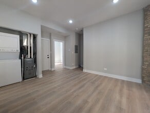 440 W Belden Ave, Unit 1 in Chicago, IL - Building Photo - Building Photo