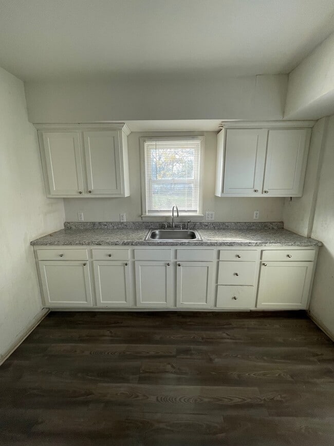 property at 1228 S Sugar St