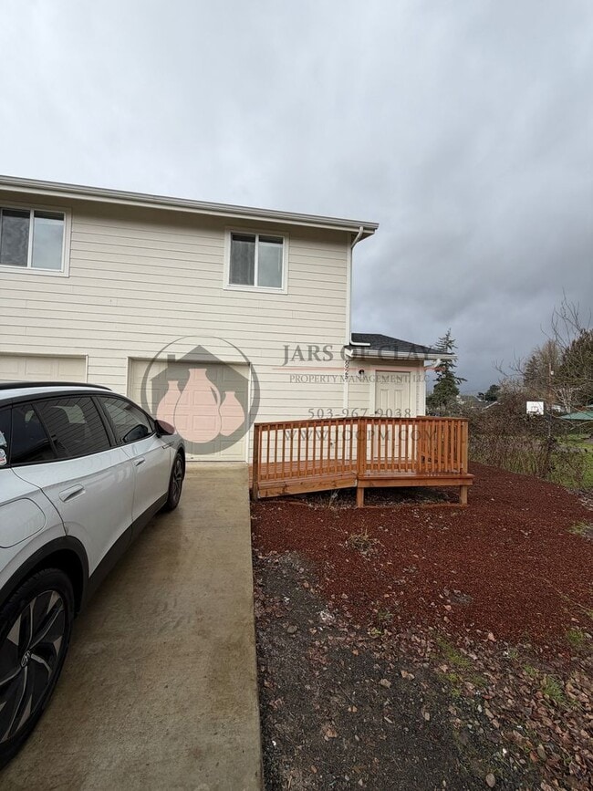 property at 4393 Dover Ave NE