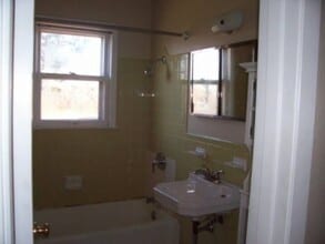 126 N Peck Dr in Independence, MO - Building Photo - Building Photo
