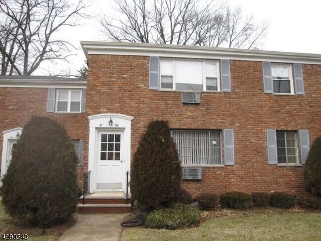 43 Conforti Ave-Unit -98 in West Orange, NJ - Building Photo - Building Photo