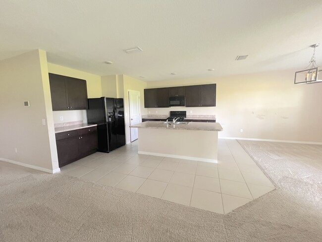 9704 Pepper Tree Trl in Wildwood, FL - Building Photo - Building Photo