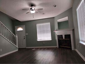 2498 Nugget Ln in Tallahassee, FL - Building Photo