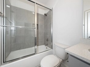 237 Rosehaven Dr in Raleigh, NC - Building Photo - Building Photo