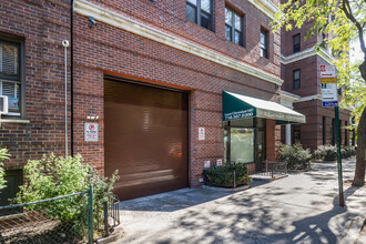 8401 37th Ave in Jackson Heights, NY - Building Photo - Building Photo