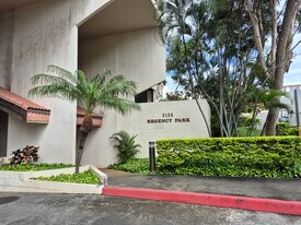 3138 Waialae Ave, Unit 1012 in Honolulu, HI - Building Photo