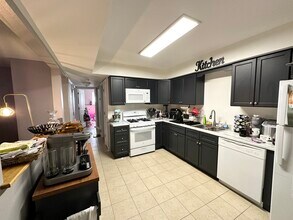 2390 Bicentennial Ave in Crest Hill, IL - Building Photo - Building Photo