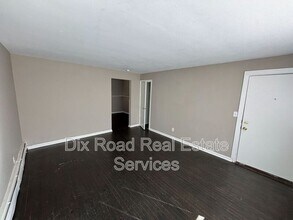 3186 Saffer St in Cincinnati, OH - Building Photo - Building Photo