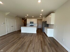 9755 Behner Dr in Indianapolis, IN - Building Photo - Building Photo