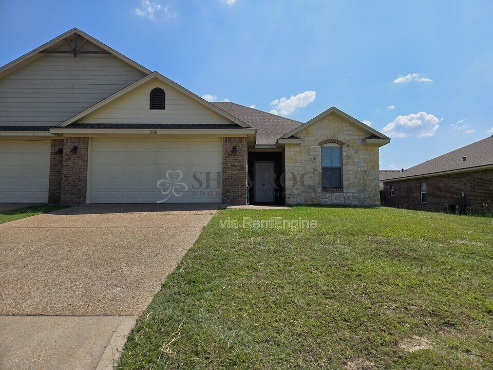 3068 Clydesdale Way in Robinson, TX - Foto de edificio