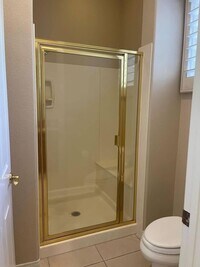 12 Buckingham Way photo'