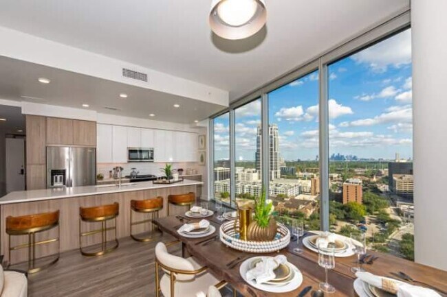 property at 1616 Post Oak Blvd