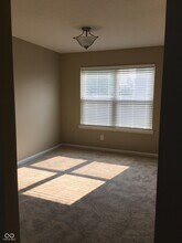 8072 Birchfield Dr in Indianapolis, IN - Building Photo - Building Photo