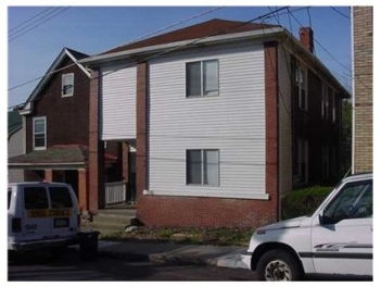 1705 Suburban Ave in Pittsburgh, PA - Foto de edificio