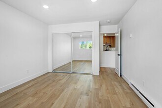 930 N Martel in Los Angeles, CA - Foto de edificio - Building Photo