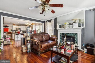 2958 Myrtlewood Dr in Dumfries, VA - Foto de edificio - Building Photo