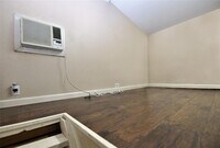 7828 Scott St photo'