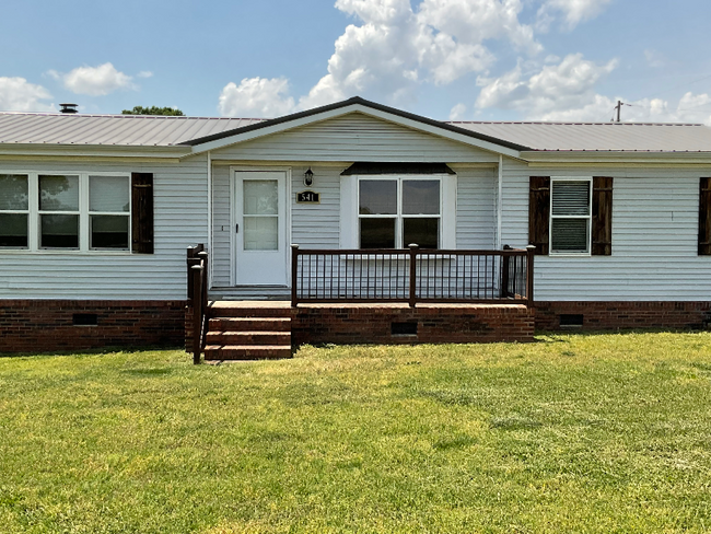 541 Shinnville Rd in Mooresville, NC - Building Photo - Building Photo