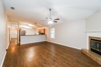 2530 Fox Hill Ln in Jacksonville, FL - Building Photo - Building Photo