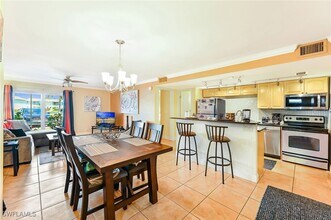 200 Palm Dr in Naples, FL - Building Photo - Building Photo