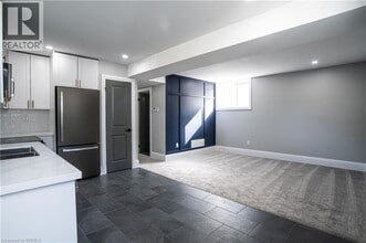 309 Nelson St in Brantford, ON - Building Photo - Building Photo